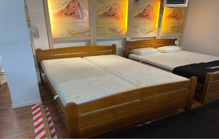 ŁÓŻKO SOSNOWE KLASYCZNE ŁUKOWE WYSTAWOWE 160x200