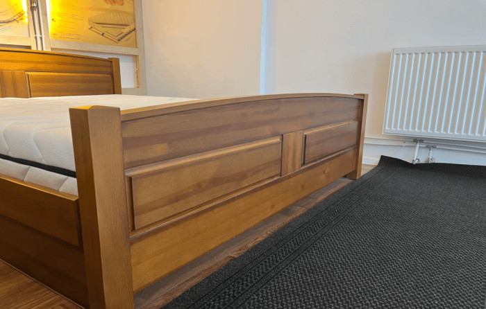 ŁÓŻKO DREWNIANE Z POJEMNIKIEM SANDRA