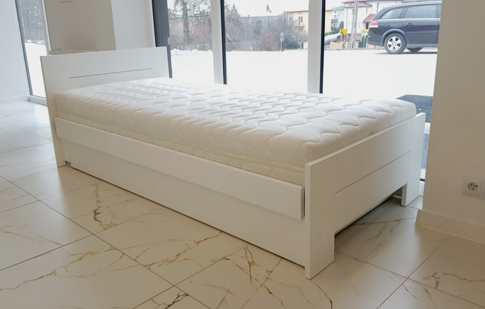 ŁÓŻKO DREWNIANE Z POJEMNIKIEM PROSTE II